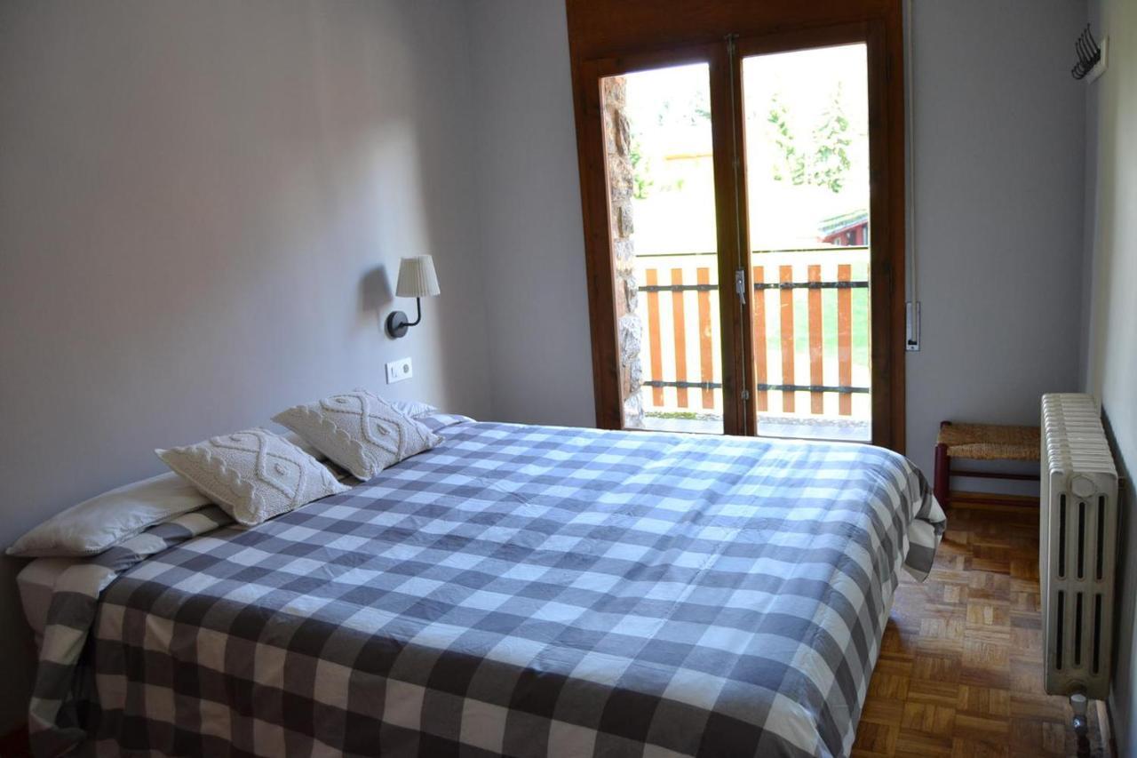 Amplio Apartamento Con Piscina En Llívia Eksteriør billede